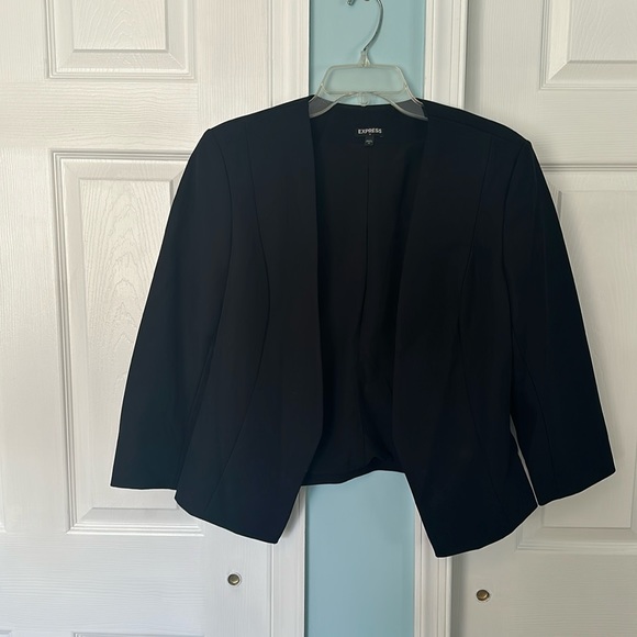 Express Fitted Cropped Cutaway Blazer - Picture 4 of 7
